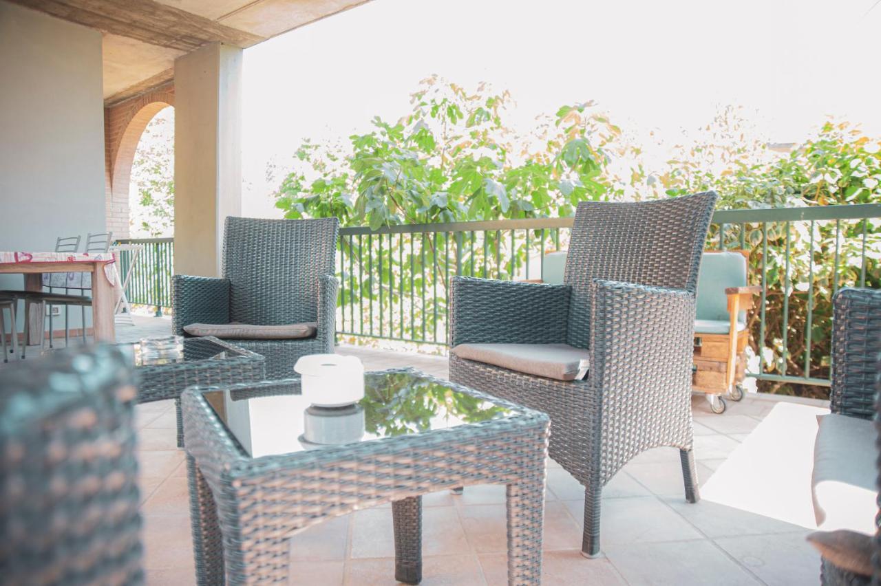 Il Mughetto - Appartamento Con Terrazza Privata San Quirico d'Orcia Exterior photo